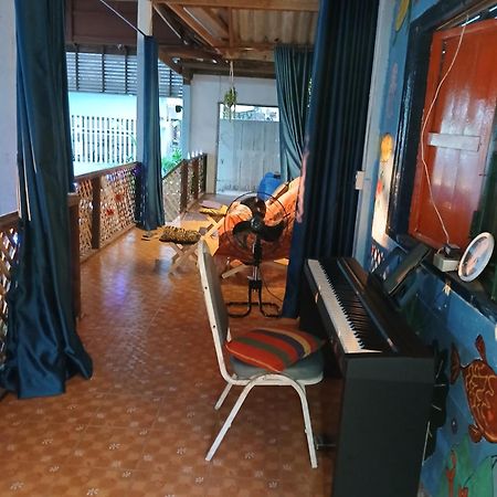 Chor Chaba Hotel Ko Kut Exterior photo